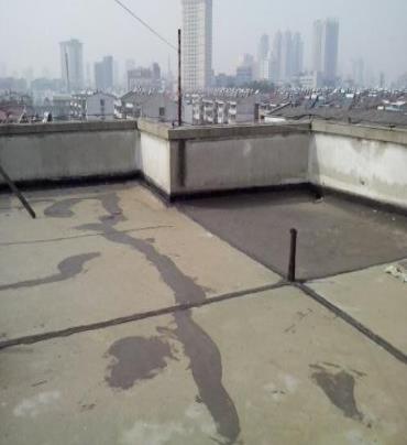 建瓯漏水维修 楼顶漏水是什么原因，楼顶漏水维修方法是什么?
